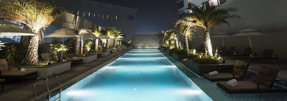Taj Swarna, Amritsar Ξενοδοχείο Εξωτερικό φωτογραφία The pool at the hotel