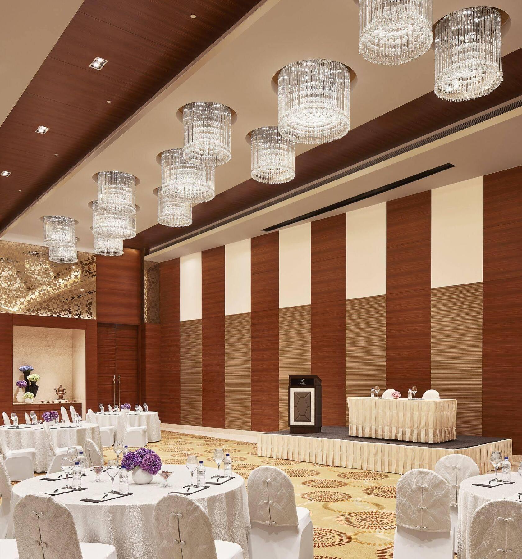 Taj Swarna, Amritsar Ξενοδοχείο Εξωτερικό φωτογραφία The Royal Ballroom